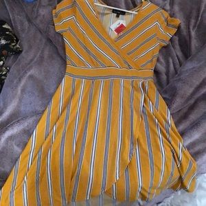 Little yellow dress!